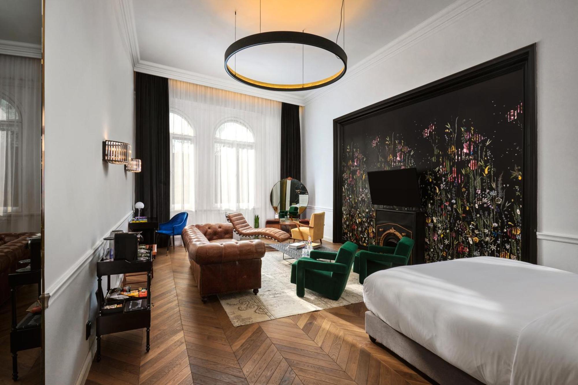 Collect - Adults Only Hotel